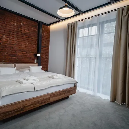 Garni Dock Братислава