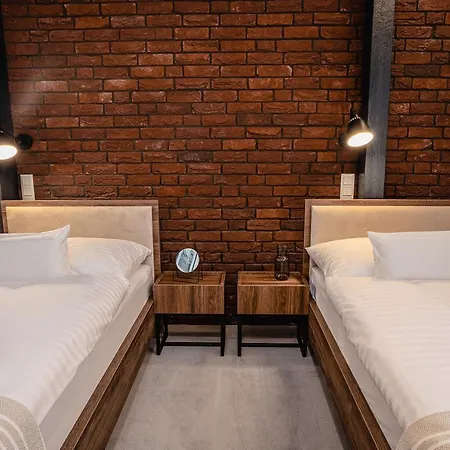Hotel Garni Dock Pressburg