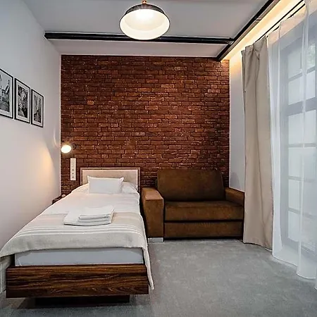 Hotel Garni Dock Pressburg