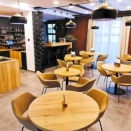 Garni Dock 3* Pressburg
