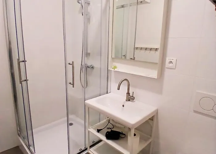 Garni Dock ホテル