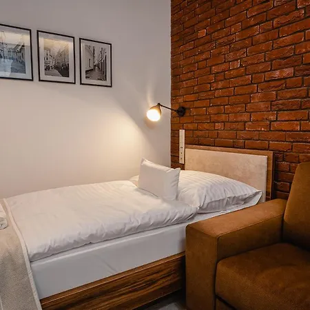 Garni Dock 3* Братислава