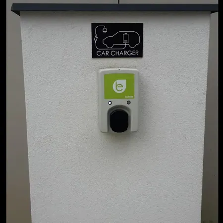 Garni Dock Братислава